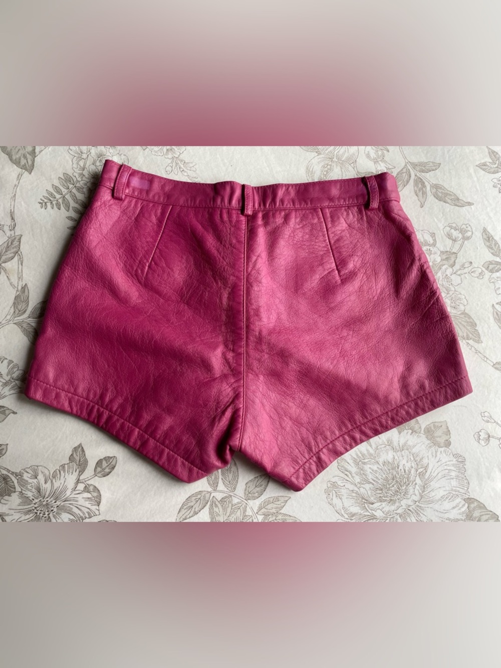 Wilson’s Leather Pink Hot Shorts 4 Retro Barbiecore Festival Rave Western Rodeo - Picture 2 of 10